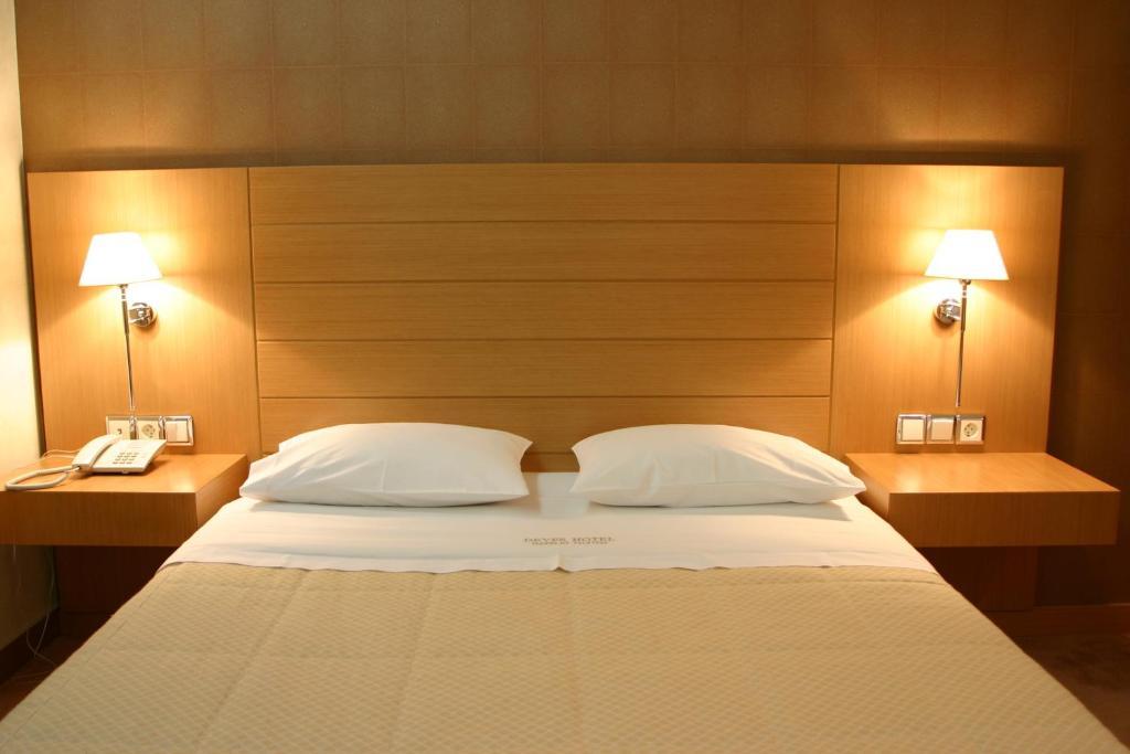 Deves Hotel Náuplia Quarto foto